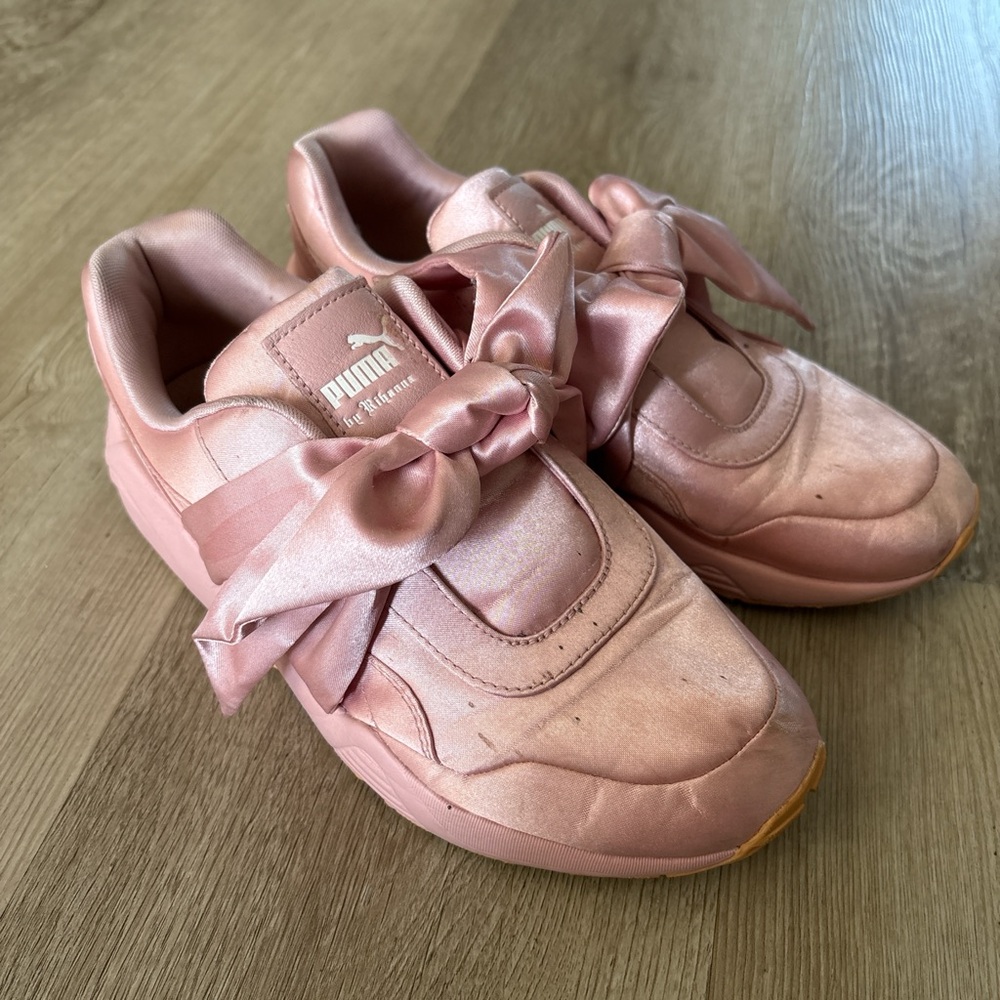 PUMA by Rihanna Fenty Satin Sneakers Pink